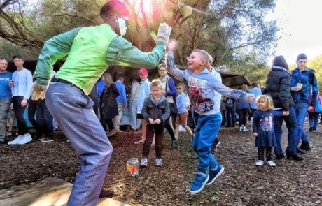 3. Meet Locals – Wild Oats Market Entertainment